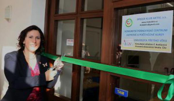 Primátorka otevřela komunitní centrum pro seniory